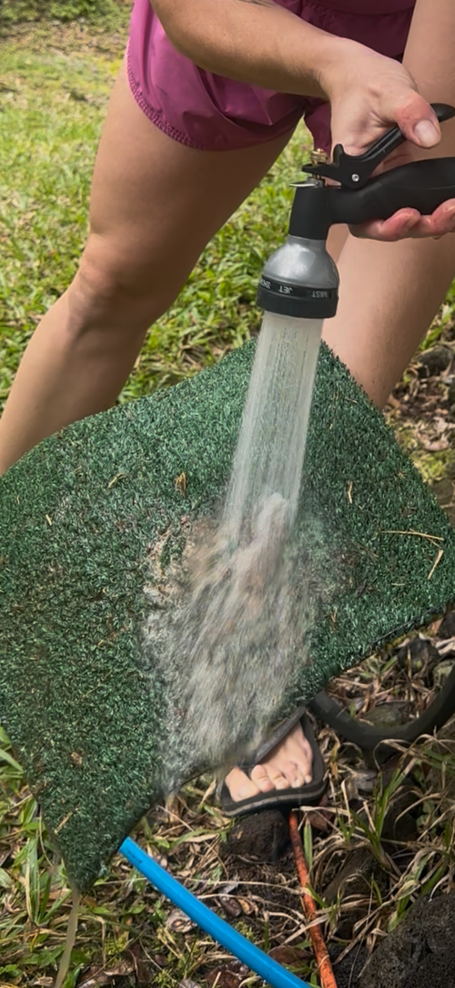 Cluckin’Clean Turf- Washable Artificial Grass Nesting Pads (12x12” Squares, Pack of 6)